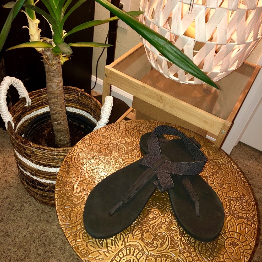 Yoga sandals